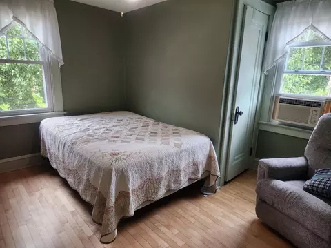 Bedroom - 1509 W Franklin St, Appleton, WI 54914 photo 1 of 3