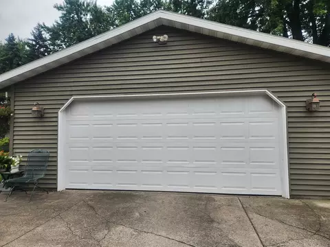 Exterior - 1509 W Franklin St, Appleton, WI 54914 photo 2 of 4