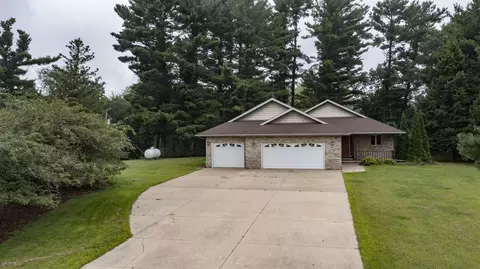 n6838 Steffen Court, Scandinavia, WI 54977