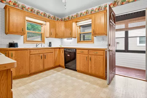 1015 Eldorado St, Appleton, WI 54911 photo 17