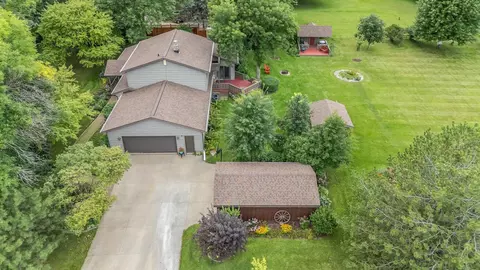 n2909 Rip Van Winkle Lane, Appleton, WI 54913 photo 2