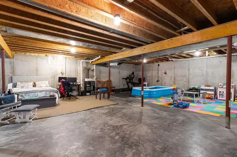 Other - 993 S Crocus Ln, Appleton, WI 54914 photo 9 of 11