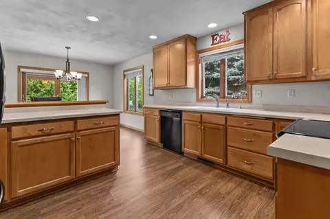 Kitchen - 993 S Crocus Ln, Appleton, WI 54914 photo 3 of 3