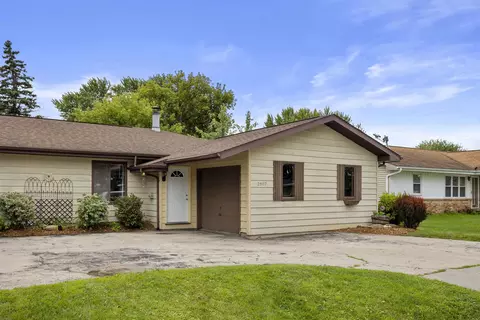 2605 W 8th St, Appleton, WI 54911 photo 2