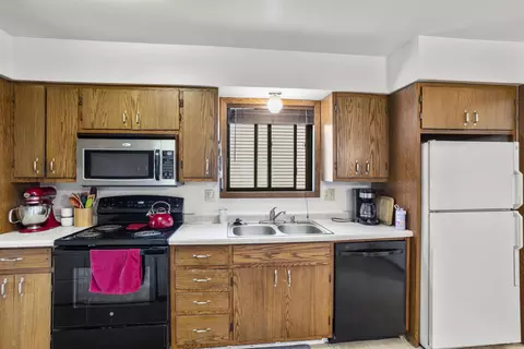 2605 W 8th St, Appleton, WI 54911 photo 17