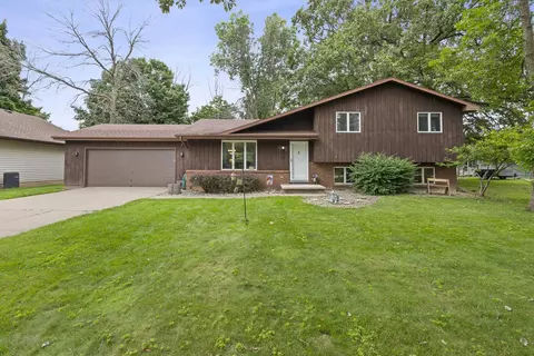 712 E Sylvan Ave, Appleton, WI 54915