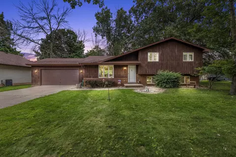 712 E Sylvan Ave, Appleton, WI 54915 photo 2