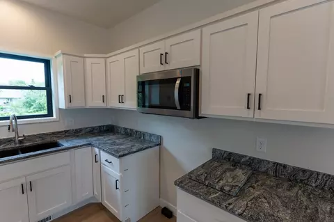 1335 Bens Way, Kaukauna, WI 54130 photo 37