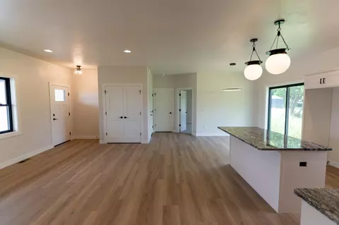 1335 Bens Way, Kaukauna, WI 54130 photo 11
