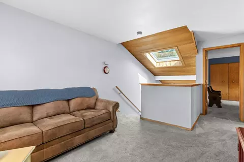 Entry Way - 825 E Windfield Pl, Appleton, WI 54911 photo 1 of 5