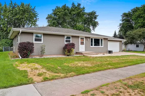 1201 S Lee St, Appleton, WI 54915