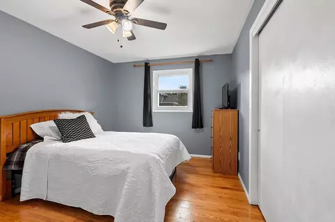 Bedroom - 1201 S Lee St, Appleton, WI 54915 photo 6 of 8
