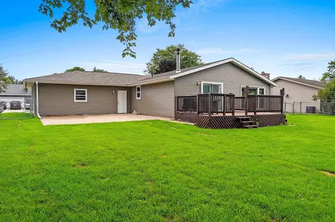 Exterior - 1201 S Lee St, Appleton, WI 54915 photo 4 of 16