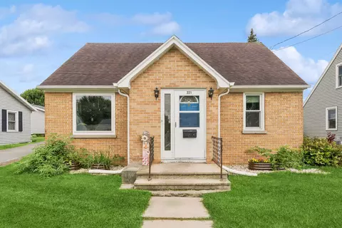 221 E Brooklyn St, Chilton, WI 53014