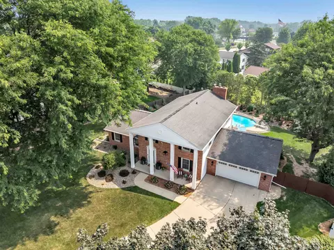 3311 Hyacinth Ct, Green Bay, WI 54301