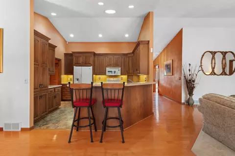 69 Penbrook Cir, Appleton, WI 54913 photo 16
