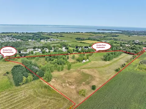Clydesdale Drive, Green Bay, WI 54311