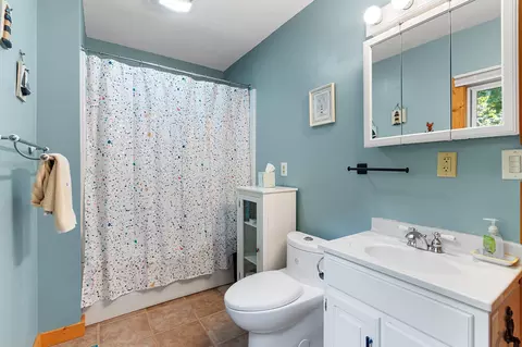 Bath - 17551 Eagle Ln, Townsend, WI 54175 photo 1 of 1