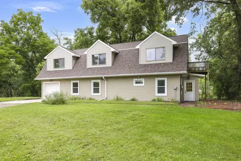 3835 Apple Ln, Oshkosh, WI 54902