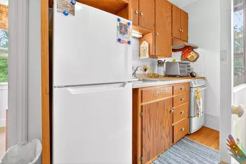 Kitchen - 620 E Franklin St, Appleton, WI 54911 photo 7 of 8