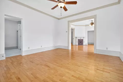 Living - 620 E Franklin St, Appleton, WI 54911 photo 2 of 8