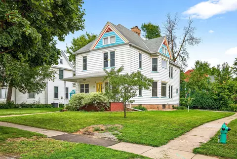 Exterior - 620 E Franklin St, Appleton, WI 54911 photo 1 of 6