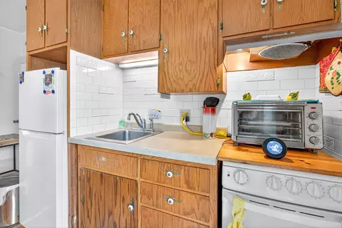 Kitchen - 620 E Franklin St, Appleton, WI 54911 photo 8 of 8