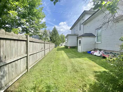 237 Mill St, Algoma, WI 54201 photo 4