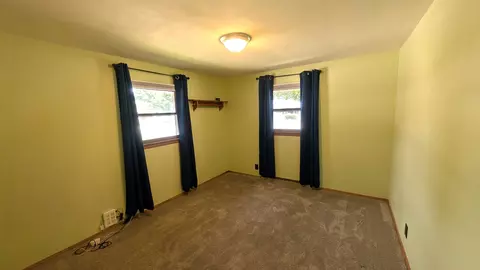 Bedroom - 2213 N Summit St, Appleton, WI 54914 photo 3 of 6