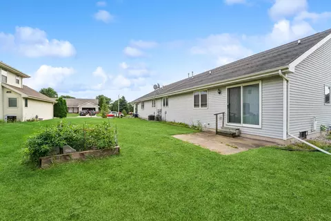 Exterior - 1670 W Roselawn Dr, Appleton, WI 54914 photo 9 of 9