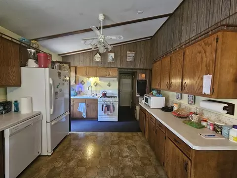 Kitchen - w11949 Aniwa Road, Plainfield, WI 54966 photo 1 of 2