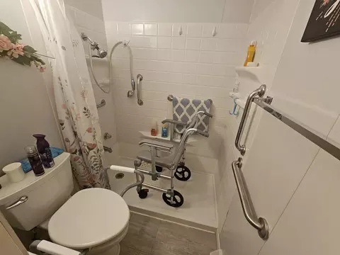 Bath - w11949 Aniwa Road, Plainfield, WI 54966 photo 1 of 3