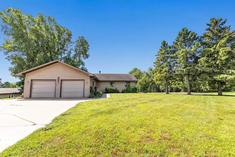3241 Glendale Ave, Green Bay, WI 54313