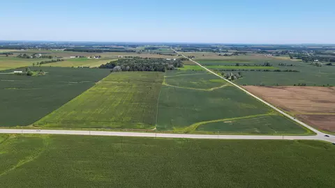 Elm Road, Hilbert, WI 54129 photo 3