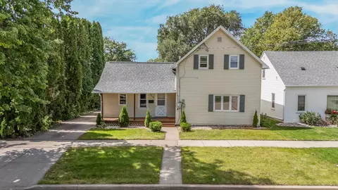 315 Eden Ave, Kaukauna, WI 54130