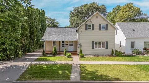 315 Eden Ave, Kaukauna, WI 54130