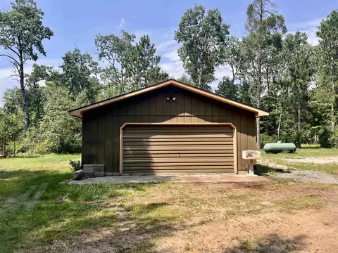n9351 Deer Lake Road #48, Crivitz, WI 54114