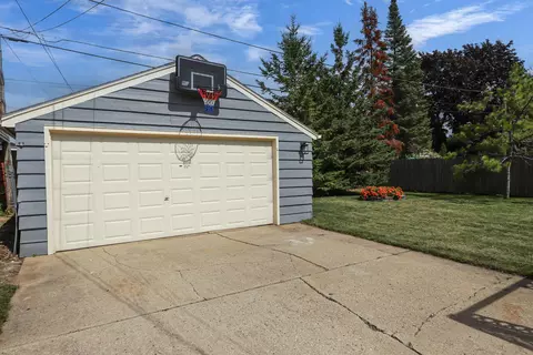 524 N Outagamie Ct, Appleton, WI 54914 photo 5