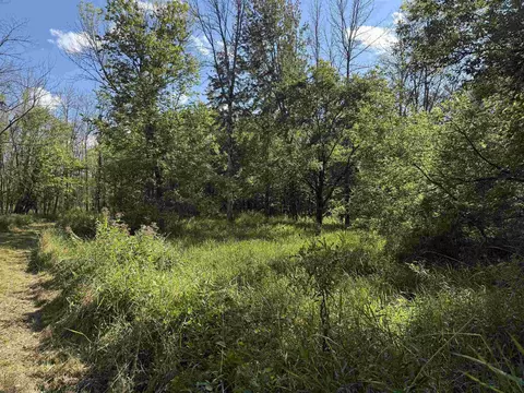 Symco Road, Bear Creek, WI 54922