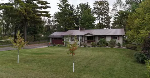 w5915 Lake Drive, Shawano, WI 54166