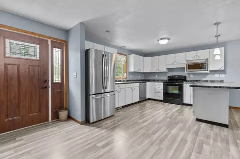 2250 W Glendale Ave, Appleton, WI 54914 photo 4