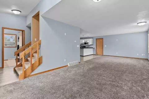 2250 W Glendale Ave, Appleton, WI 54914 photo 12