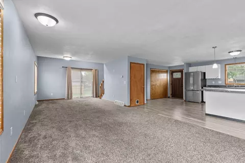 2250 W Glendale Ave, Appleton, WI 54914 photo 8