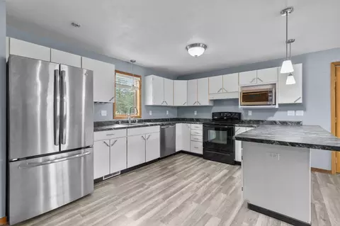 2250 W Glendale Ave, Appleton, WI 54914 photo 5