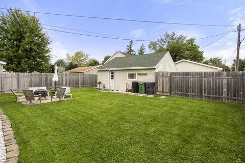 Exterior - 208 E 2nd St, Kimberly, WI 54136 photo 2 of 3