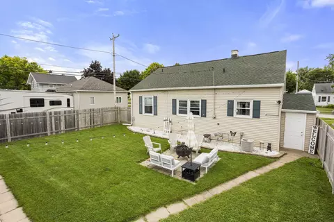 Exterior - 208 E 2nd St, Kimberly, WI 54136 photo 3 of 3