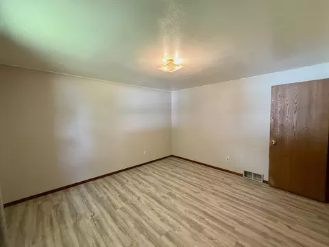 Bedroom - 3616 E Newberry St, Appleton, WI 54915 photo 2 of 5