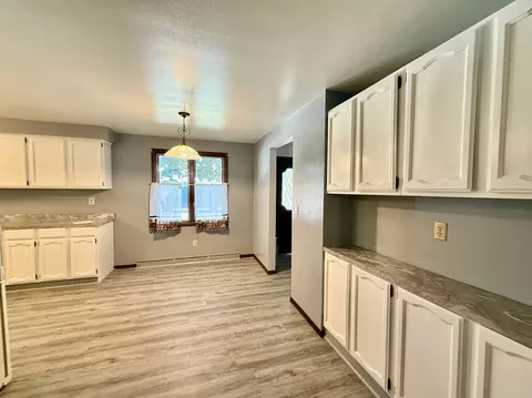 Kitchen - 3616 E Newberry St, Appleton, WI 54915 photo 1 of 4