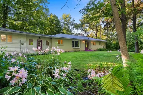 2420 Old Plank Rd, De Pere, WI 54115