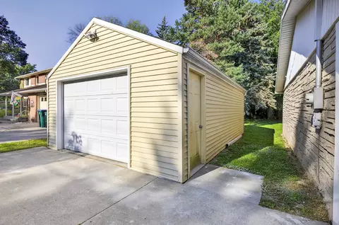 1035 S Timmers Ln, Appleton, WI 54914 photo 35